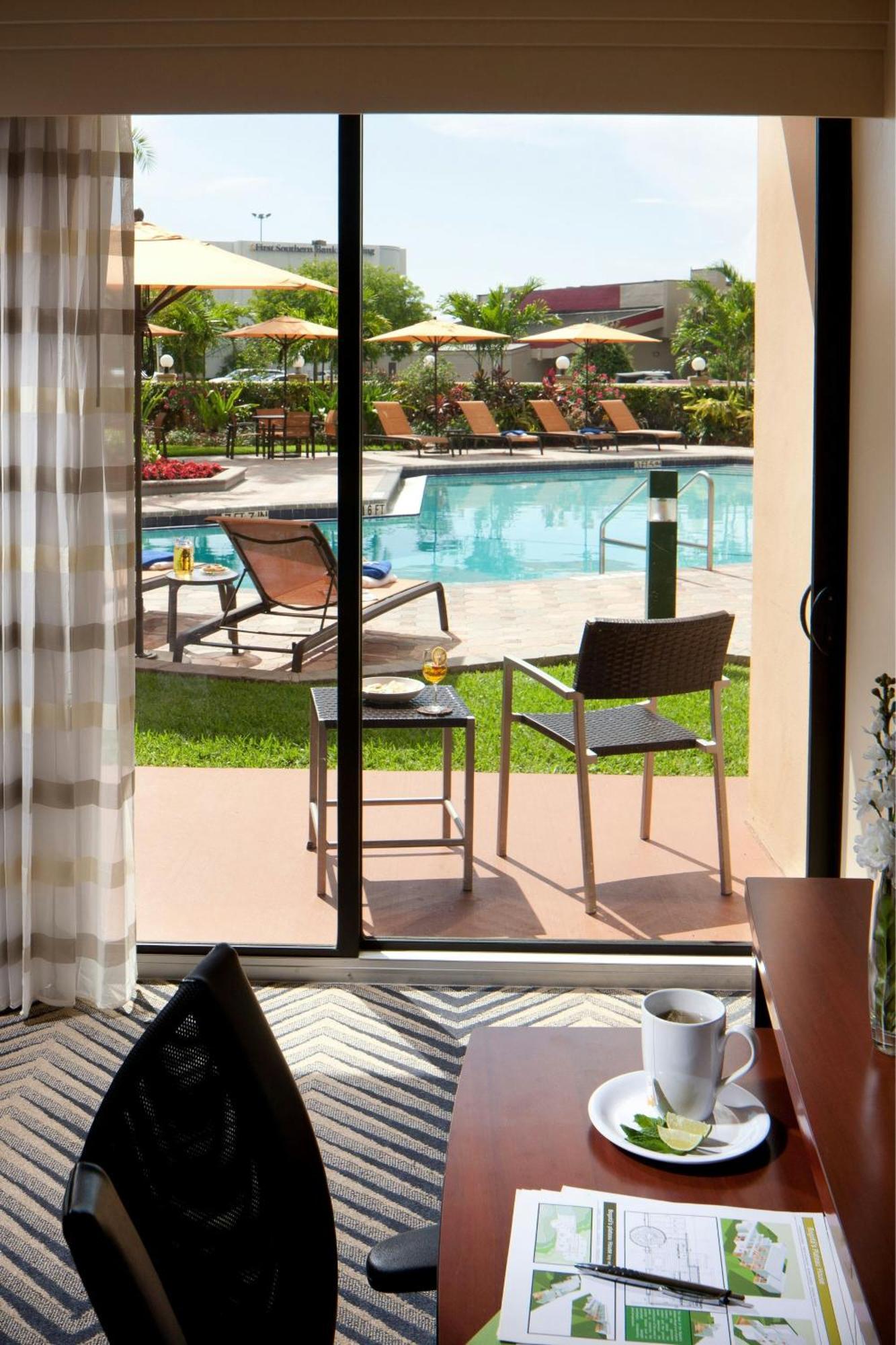 Courtyard By Marriott Fort Lauderdale East / Lauderdale-By-The-Sea Kültér fotó